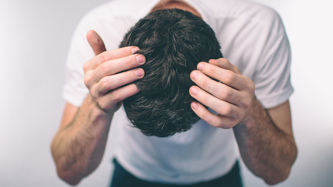 Trattamento anticrespo dopo il trapianto di capelli